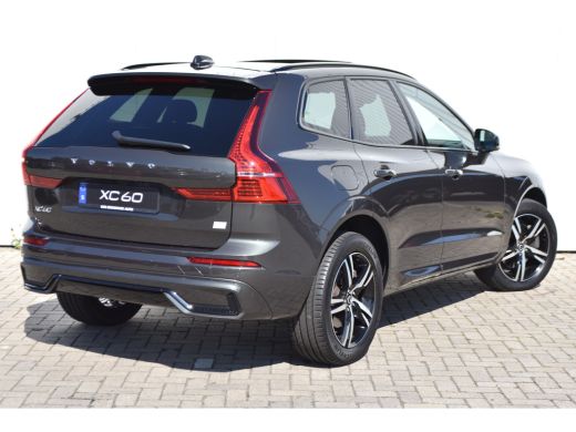 Volvo  XC60 Volvo T6 AWD R-Design | PineGrey | HeadUp | PanoramaDak | Camera ActivLease financial lease