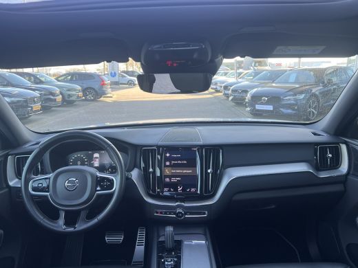 Volvo  XC60 Volvo T6 Plug-in hybrid AWD R-Design | Trekhaak | Harman/Kardon | 360 Camera | Head-Up | Stoelven... ActivLease financial lease