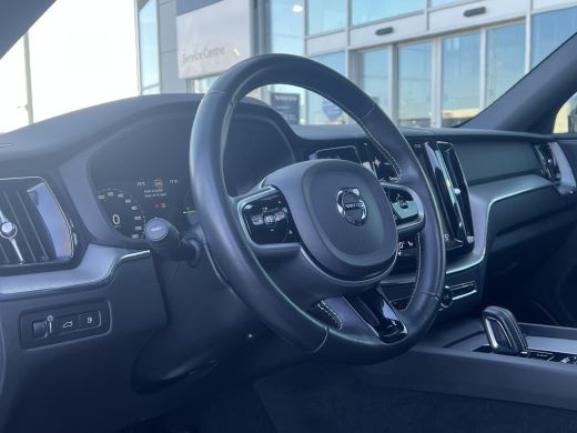 Volvo  XC60 Volvo T6 Plug-in hybrid AWD R-Design | Trekhaak | Harman/Kardon | 360 Camera | Head-Up | Stoelven... ActivLease financial lease