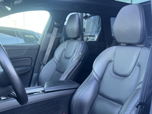 Volvo  XC60 Volvo T6 Plug-in hybrid AWD R-Design | Trekhaak | Harman/Kardon | 360 Camera | Head-Up | Stoelven... ActivLease financial lease
