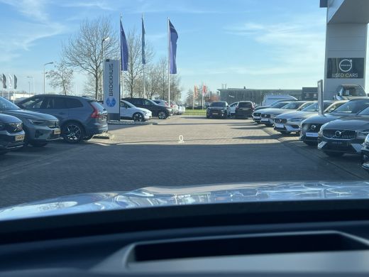 Volvo  XC60 Volvo T6 Plug-in hybrid AWD R-Design | Trekhaak | Harman/Kardon | 360 Camera | Head-Up | Stoelven... ActivLease financial lease