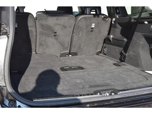 Volvo  XC90 T8 Recharge AWD Ultimate Dark | Massage | Luchtvering | B&WAudio | HUD | Trekhaak | ActivLease financial lease
