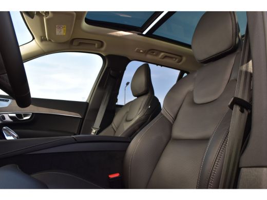 Volvo  XC90 T8 Recharge AWD Ultimate Dark | Massage | Luchtvering | B&WAudio | HUD | Trekhaak | ActivLease financial lease
