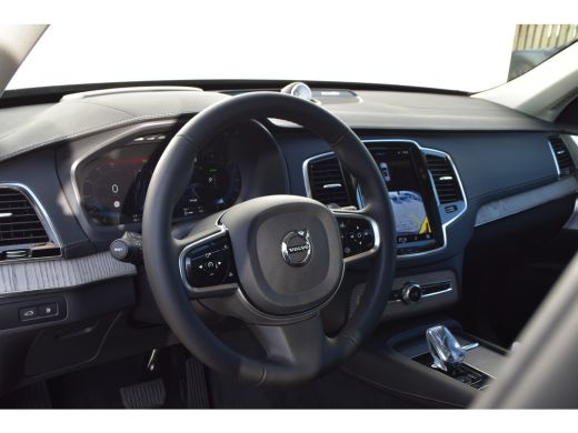 Volvo  XC90 T8 Recharge AWD Ultimate Dark | Massage | Luchtvering | B&WAudio | HUD | Trekhaak | ActivLease financial lease
