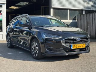 Ford FOCUS Wagon Ford 1.0EB HYBRID TITANIUM | NL-AUTO! | WINTERPACK | CAMERA | DEALER OH! | 1 EIGENAAR! | ALL-SEAS...