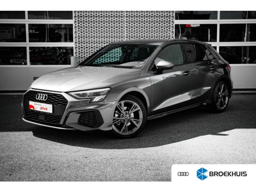 Audi A3 Sportback Audi 35 TFSI 150pk S edition | Extra getint glas | Lichtmetalen velgen 5-spaaks 18" Audi A3 Sportback Audi 35 TFSI 150pk S edition | Extra getint glas | Lichtmetalen velgen 5-spaaks 18"