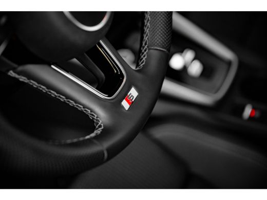 Audi A3 Sportback Audi 35 TFSI 150pk S edition | Extra getint glas | Lichtmetalen velgen 5-spaaks 18" ActivLease financial lease