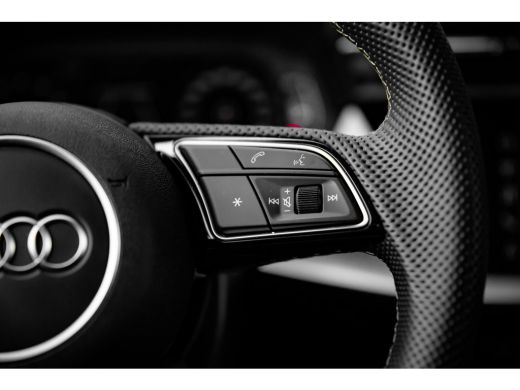 Audi A3 Sportback Audi 35 TFSI 150pk S edition | Extra getint glas | Lichtmetalen velgen 5-spaaks 18" ActivLease financial lease