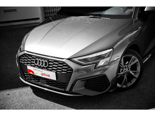 Audi A3 Sportback Audi 35 TFSI 150pk S edition | Extra getint glas | Lichtmetalen velgen 5-spaaks 18" ActivLease financial lease