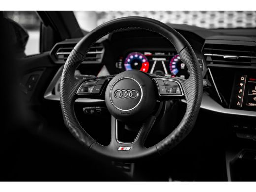 Audi A3 Sportback Audi 35 TFSI 150pk S edition | Extra getint glas | Lichtmetalen velgen 5-spaaks 18" ActivLease financial lease