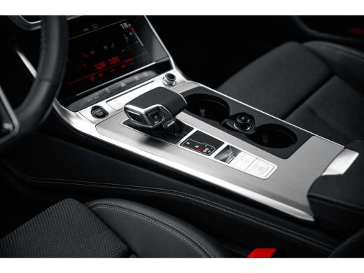 Audi A6 Avant 50 TFSI e 299pk S Edition | Assistentiepakket Tour | Privacy glass | Zwart optiek ActivLease financial lease