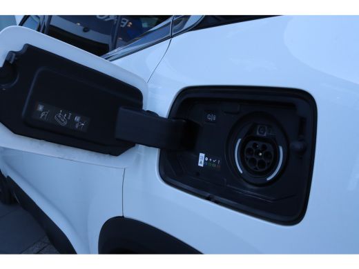 Citroën C5 Aircross 1.6 Plug-in Hybrid Shine | Adaptive Cruise | Stoelverwarming | Elektr. klep | Keyless | Navi | Ca... ActivLease financial lease