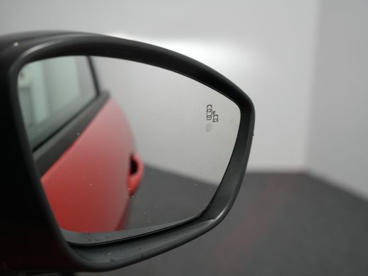 Fiat 600E Fiat La Prima Automaat ActivLease financial lease