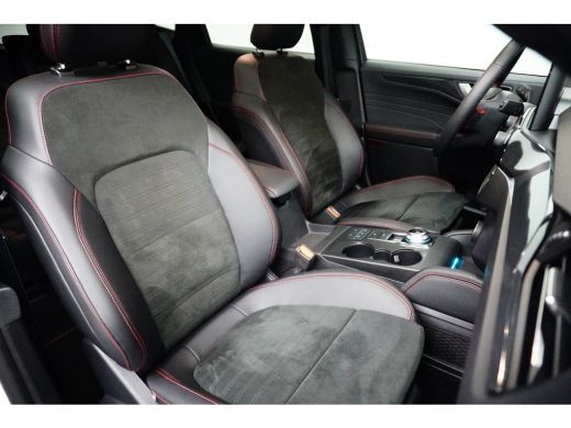 Ford Kuga 2.5 PHEV ST-Line X | Black-Pack | Special Edition! | Maxton-Design | Pano-dak | AGR-Stoel | Adapt... ActivLease financial lease