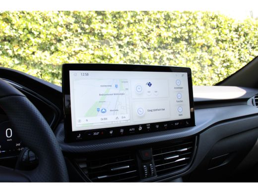 Ford Kuga Ford ST-Line X 2.5 PHEV | NAVI | LEDER | WINTERPACK | HEAD UP DISPLAY | 360 CAMERA + SENSOREN | D... ActivLease financial lease