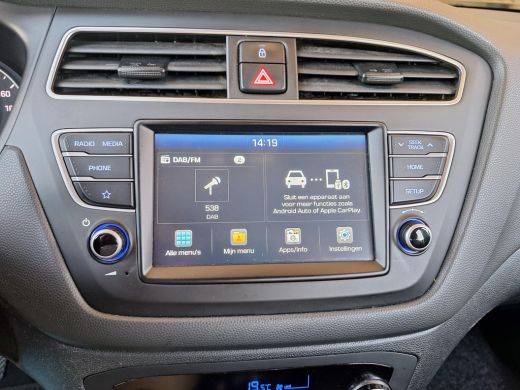 Hyundai i20 1.0 T-GDI Comfort | Rijklaarprijs! | Trekhaak 1000kg! | Climate Control | Cruise Control | Apple ... ActivLease financial lease