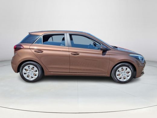 Hyundai i20 1.0 T-GDI Comfort | Rijklaarprijs! | Trekhaak 1000kg! | Climate Control | Cruise Control | Apple ... ActivLease financial lease