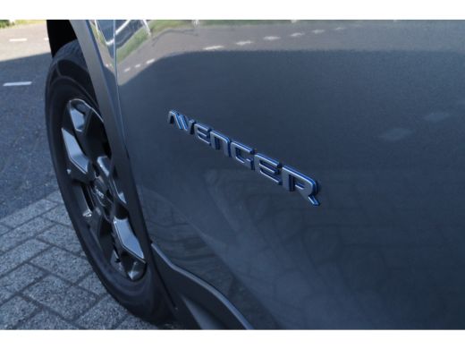 Jeep Avenger Jeep Longitude Business Pack 54 kWh | Stoelverwarming | Cruise Control | Navigatie | Sensoren ach... ActivLease financial lease