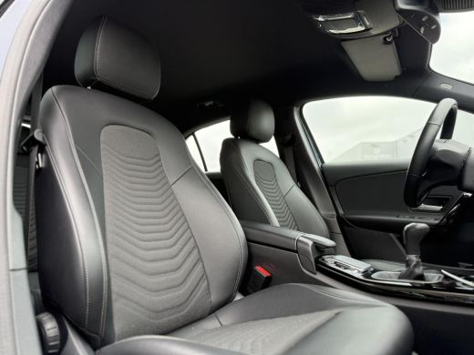 Mercedes A-Klasse 160 Style | Navigatie | LMV | Led | ActivLease financial lease