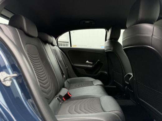 Mercedes A-Klasse 160 Style | Navigatie | LMV | Led | ActivLease financial lease