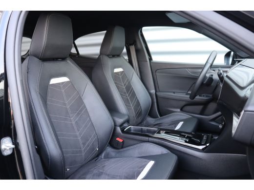 Opel Mokka Opel 1.2 TURBO 130PK ULTIMATE AUTOMAAT / NAVI / LEDER / CLIMA / LED / PDC / 18" LMV / CAMERA / KE... ActivLease financial lease