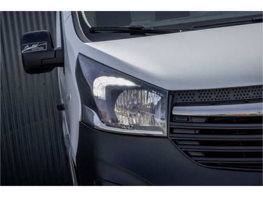 Opel Vivaro 1.6 CDTI L2H1 125PK | 3-Zits | Inrichting | Omvormer | Camera | Navigatie | Cruise | Airco | PDC ... ActivLease financial lease