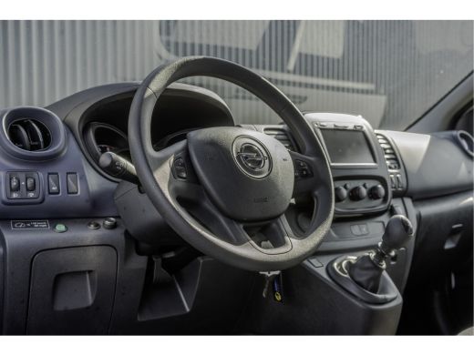 Opel Vivaro 1.6 CDTI L2H1 125PK | 3-Zits | Inrichting | Omvormer | Camera | Navigatie | Cruise | Airco | PDC ... ActivLease financial lease