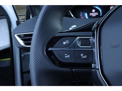 Peugeot 3008 Peugeot 1.6 HYbrid 225 GT Pack | Adaptieve Cruise | Nappa Leder | 360' Camera | Stoelverwarming |... ActivLease financial lease