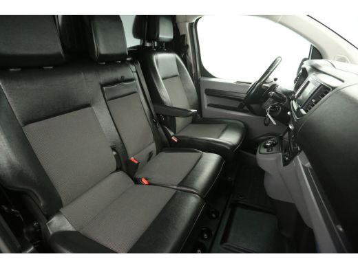Peugeot Expert 227S 2.0 BlueHDI 180PK Automaat 360 Camera Airco Carplay Trekhaak 17"LMV LED 3 Persoons Cruise PDC ActivLease financial lease