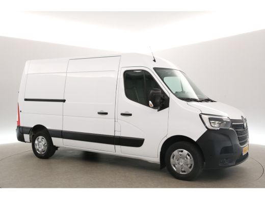 Renault Master T35 2.3 dCi L2H2 180PK Airco Camera Carplay Cruise Navigatie PDC 3 Persoons Elektrpakket ActivLease financial lease