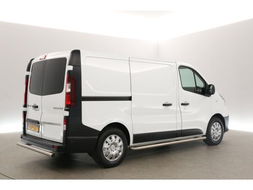 Renault Trafic 1.6 dCi T29 L1H1 Airco Cruise Navigatie PDC 3 Persoons Elektrpakket ActivLease financial lease