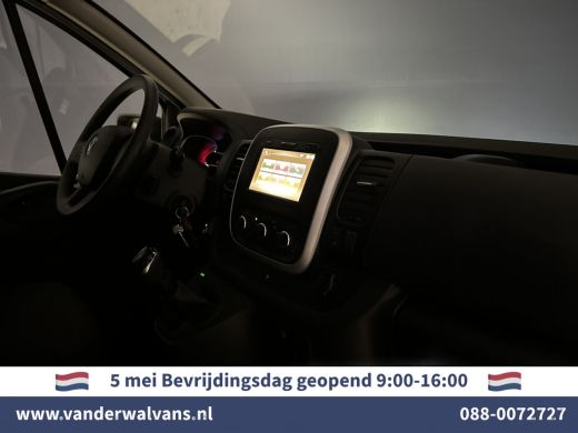 Renault Trafic 2.0 dCi 120pk L2H1 inrichting Euro6 Airco | Navigatie | LED | Camera | Cruisecontrol | Trekhaak P... ActivLease financial lease