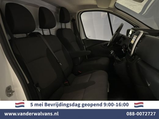 Renault Trafic 2.0 dCi 120pk L2H1 inrichting Euro6 Airco | Navigatie | LED | Camera | Cruisecontrol | Trekhaak P... ActivLease financial lease