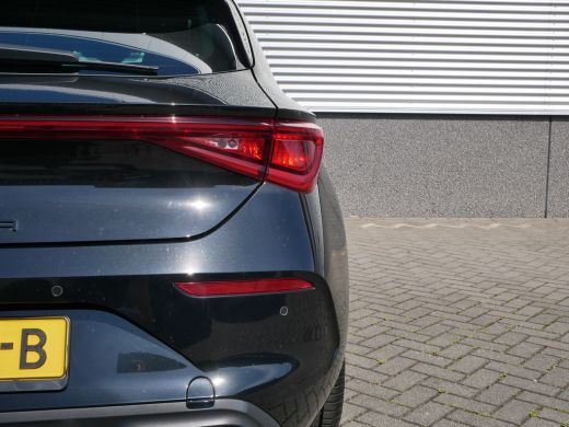 Seat Leon CUPRA  1.4 e-Hybrid Adrenaline ActivLease financial lease