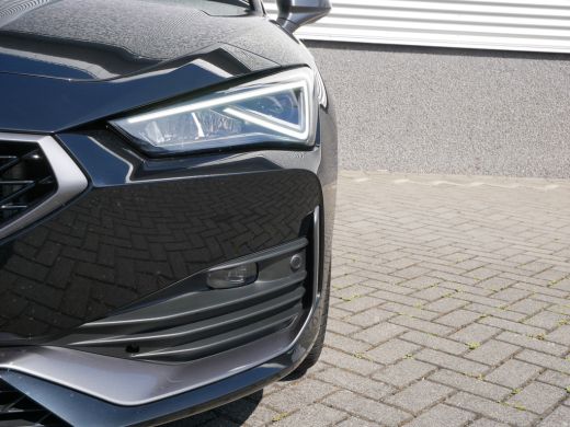 Seat Leon CUPRA  1.4 e-Hybrid Adrenaline ActivLease financial lease