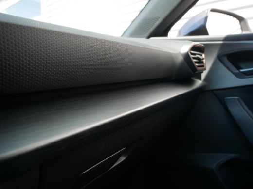 Seat Leon CUPRA  1.4 e-Hybrid Adrenaline ActivLease financial lease