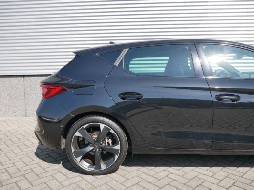 Seat Leon CUPRA  1.4 e-Hybrid Adrenaline ActivLease financial lease