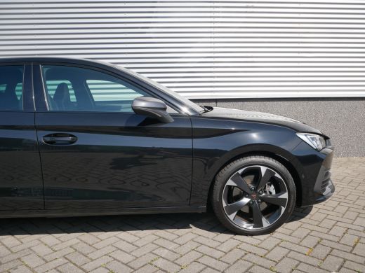 Seat Leon CUPRA  1.4 e-Hybrid Adrenaline ActivLease financial lease