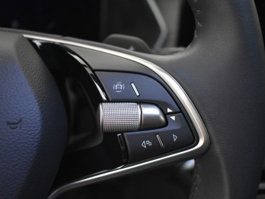 Skoda Octavia Combi 1.5 TSI MHEV Selection | Nieuwe model | Matrix LED koplampen | Keyless | App connect | Park... ActivLease financial lease