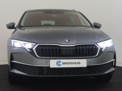 Skoda Octavia Combi 1.5 TSI MHEV Selection | Nieuwe model | Matrix LED koplampen | Keyless | App connect | Park... ActivLease financial lease
