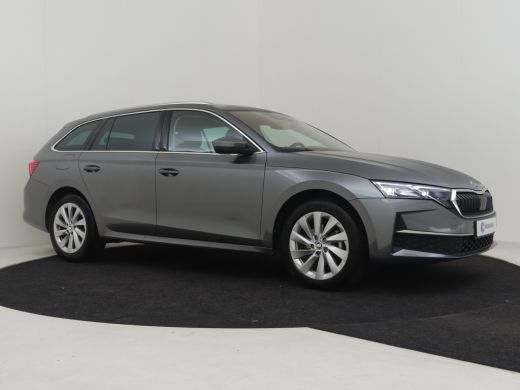 Skoda Octavia Combi 1.5 TSI MHEV Selection | Nieuwe model | Matrix LED koplampen | Keyless | App connect | Park... ActivLease financial lease