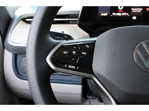 Volkswagen ID. Buzz Volkswagen PRO ADVANTAGE 77 kWh 5 PERS | ELEKTR TREKHAAK | 1E EIGENAAR | ORIGINEEL NL! | 20'' LMV... ActivLease financial lease