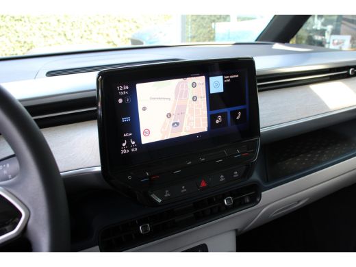 Volkswagen ID. Buzz Volkswagen PRO ADVANTAGE 77 kWh 5 PERS | ELEKTR TREKHAAK | 1E EIGENAAR | ORIGINEEL NL! | 20'' LMV... ActivLease financial lease