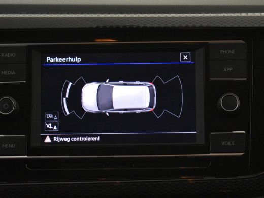 Volkswagen Polo 1.0 TSI Life 96pk 1e eigenaar | 100%dealeronderhouden | Parkeersensoren v+a | Adaptief cruise con... ActivLease financial lease