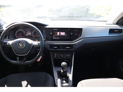 Volkswagen Polo VolkswagenVolkswagen 1.0 TSI R-Line Edition | Navigatiesysteem | Parkeersensor voor en achter | T... ActivLease financial lease