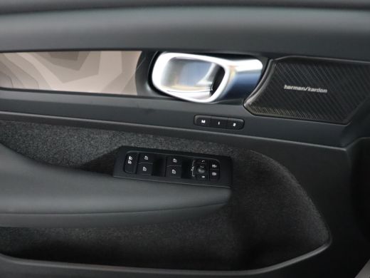 Volvo  C40 Twin Motor Ultimate | Stoel & stuurwielverwarming | Adaptieve cruise control incl. BLIS | Semi Vi... ActivLease financial lease