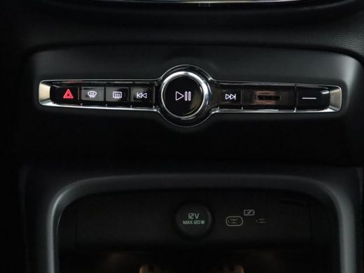 Volvo  C40 Twin Motor Ultimate | Stoel & stuurwielverwarming | Adaptieve cruise control incl. BLIS | Semi Vi... ActivLease financial lease