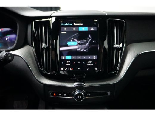 Volvo  XC60 Volvo T6 Plug-in hybrid AWD Plus Dark | Achterbank verwarmd | Alarmsysteem | Apple Carplay/Androi... ActivLease financial lease