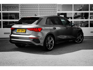 Audi A3 Sportback Audi 35 TFSI 150pk S edition | Extra getint glas | Lichtmetalen velgen 5-spaaks 18"
