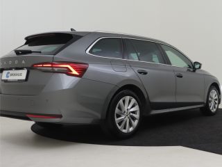 Skoda Octavia Combi 1.5 TSI MHEV Selection | Nieuwe model | Matrix LED koplampen | Keyless | App connect | Park...